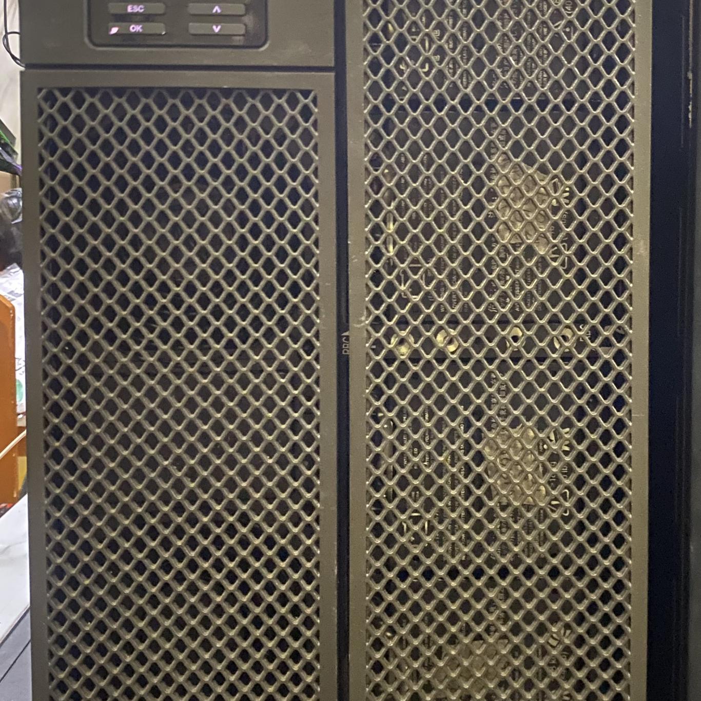 UPS APC Smart UPS SRT10KXLI 10000VA